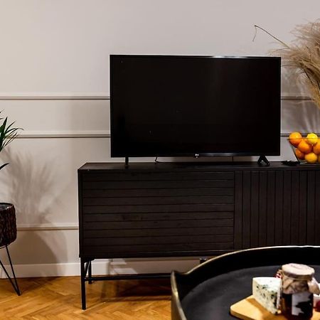 Appartamento Elegant, Comfortable In The Heart Of Warsaw! Esterno foto