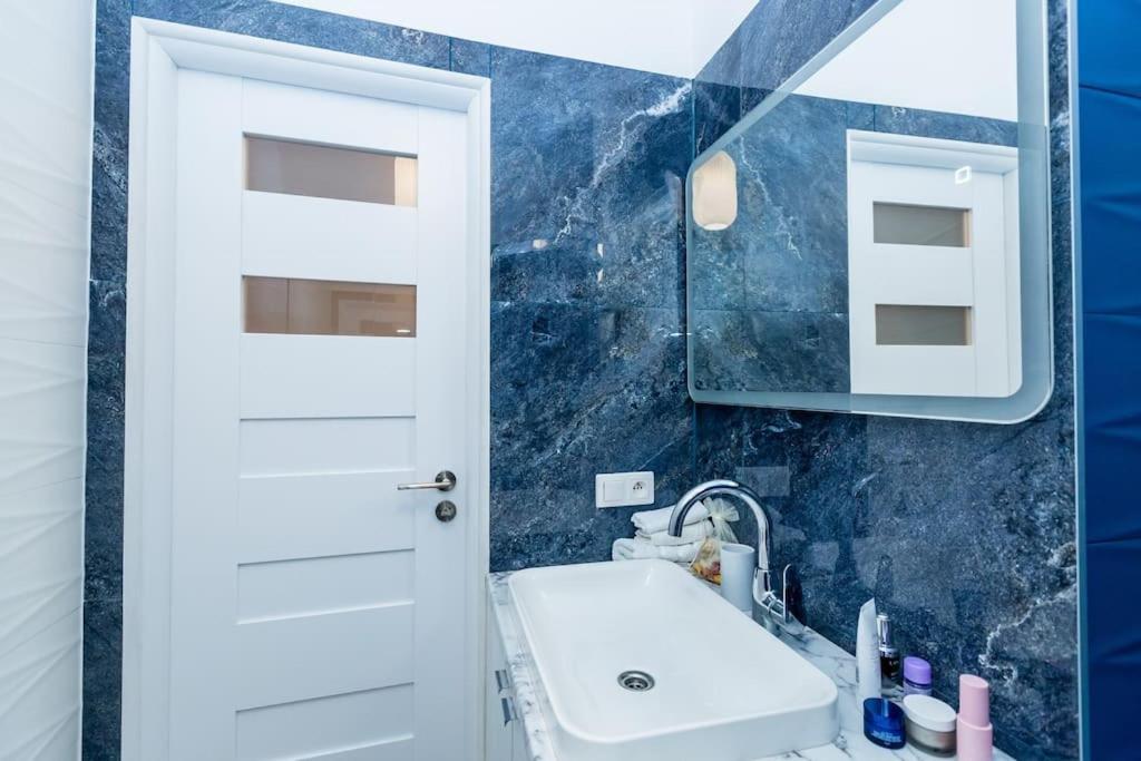 Appartamento Elegant, Comfortable In The Heart Of Warsaw! Esterno foto